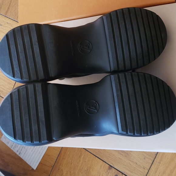 Louis Vuitton Archlight Trainer Monogram Black - Picture 9 of 13